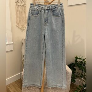 WeWoreWhat High Rise Wide Leg Light Wash Jeans Size 28